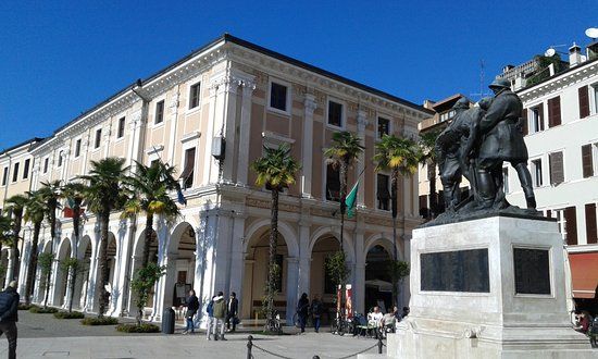Palazzo della Magnifica Patria di Salo